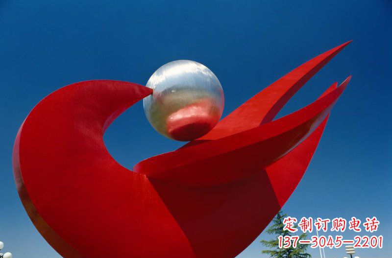 运城和平鸽雕塑：铸造和平与爱的象征