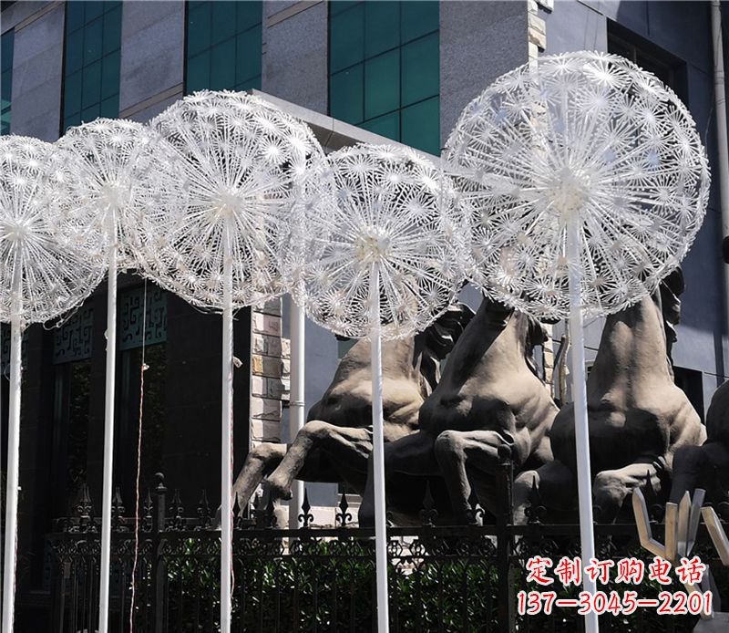 运城中领雕塑致力打造高档不锈钢蒲公英雕塑