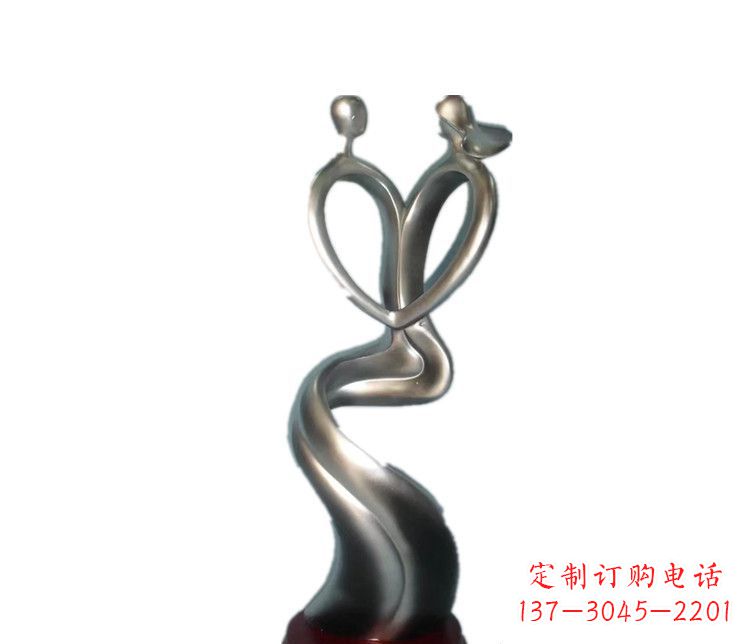 运城爱的象征——不锈钢情侣雕塑