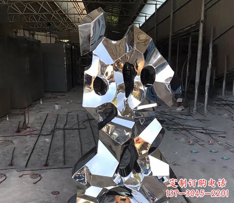 运城别具匠心的太湖石雕塑