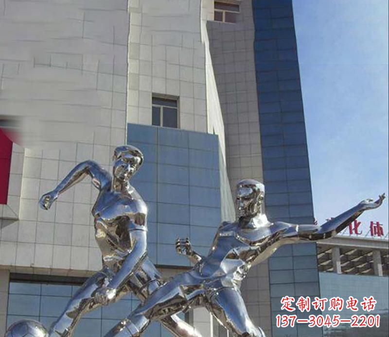 运城中领雕塑:专业的足球运动雕塑定制