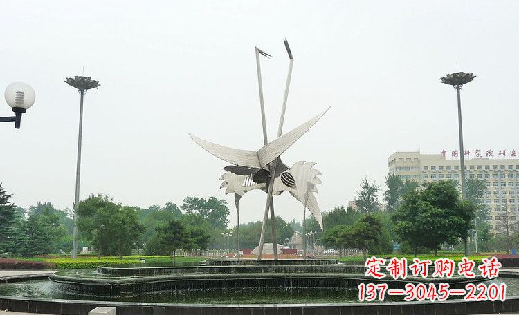 运城极致之美,仙鹤雕塑展示现代精致生活