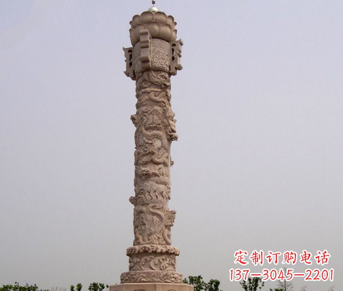 运城领雕塑制作精美的红石龙柱雕塑