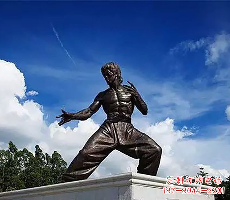 运城广场李小龙铜雕