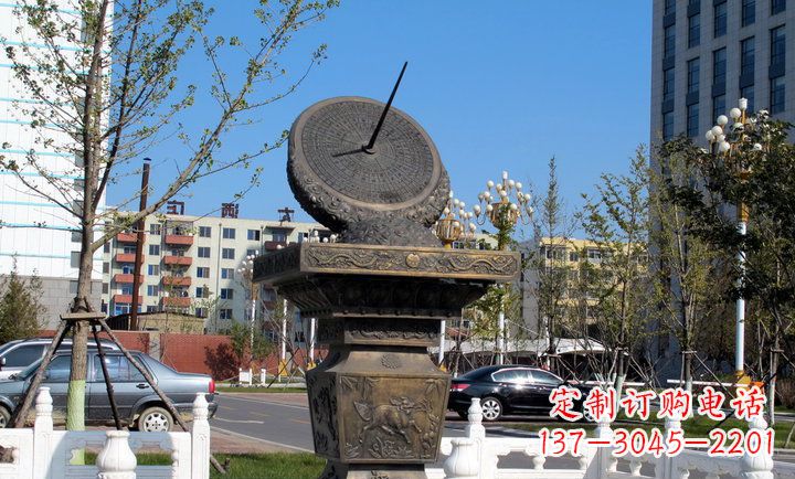运城中领雕塑专业定制日晷铜雕