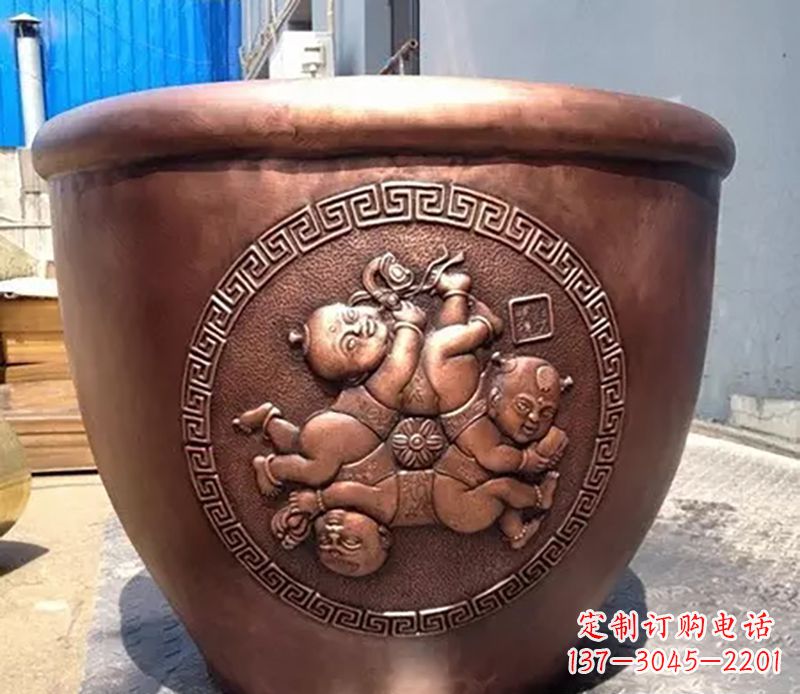 运城中领雕塑出品,高端水缸铜雕塑