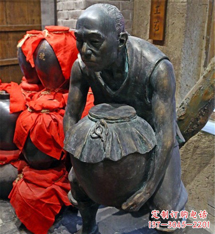 运城铜质老人抱酒图案雕塑