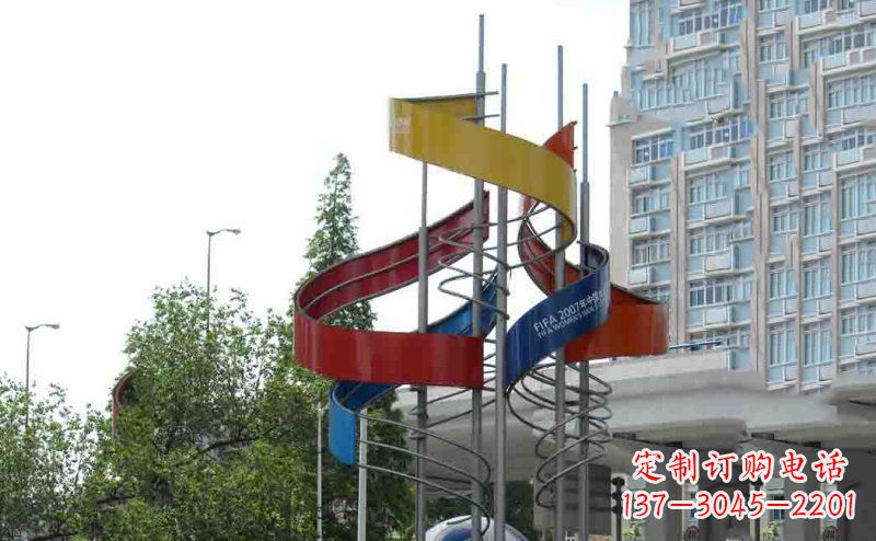运城中领雕塑:不锈钢足球雕塑