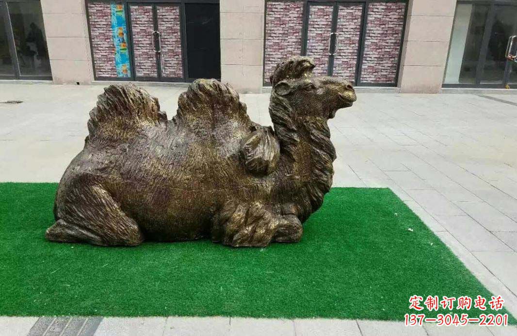 运城完美艺术──骆驼跪姿铜雕