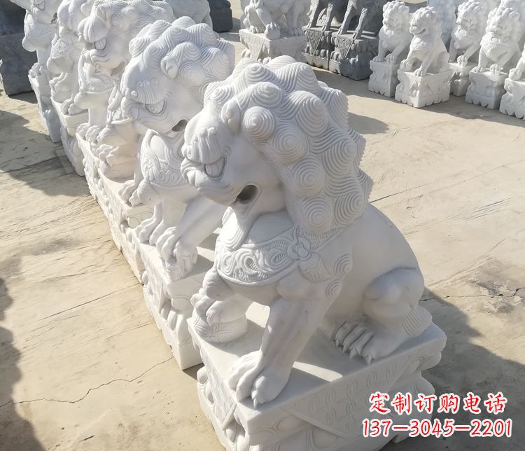 运城汉白玉踩球狮子门口招财镇宅石雕