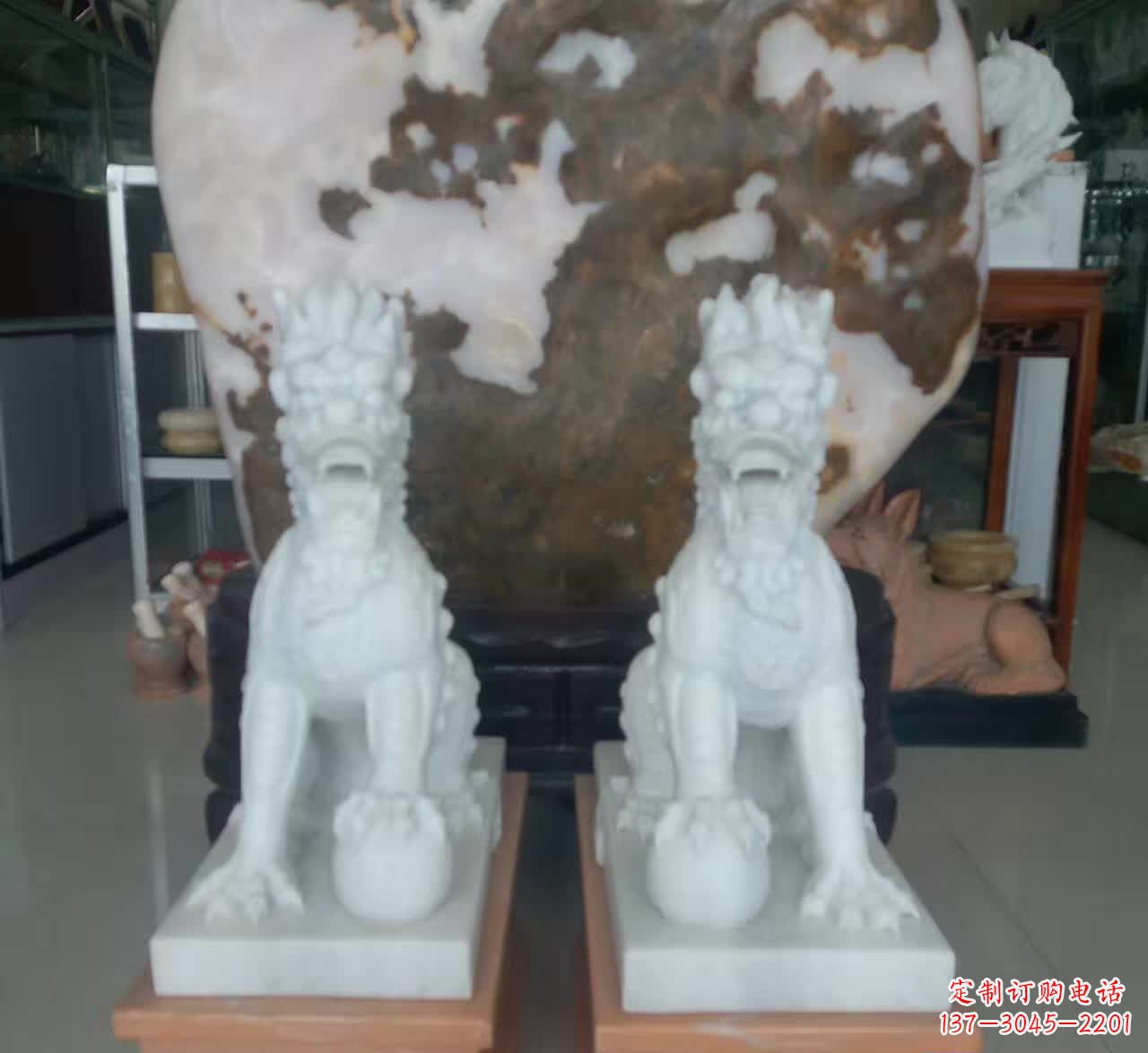 运城浓情似火热情似红麒麟石雕
