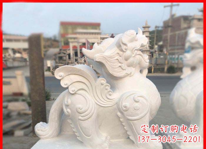 运城中领雕塑:精美汉白玉貔貅门口招财石雕