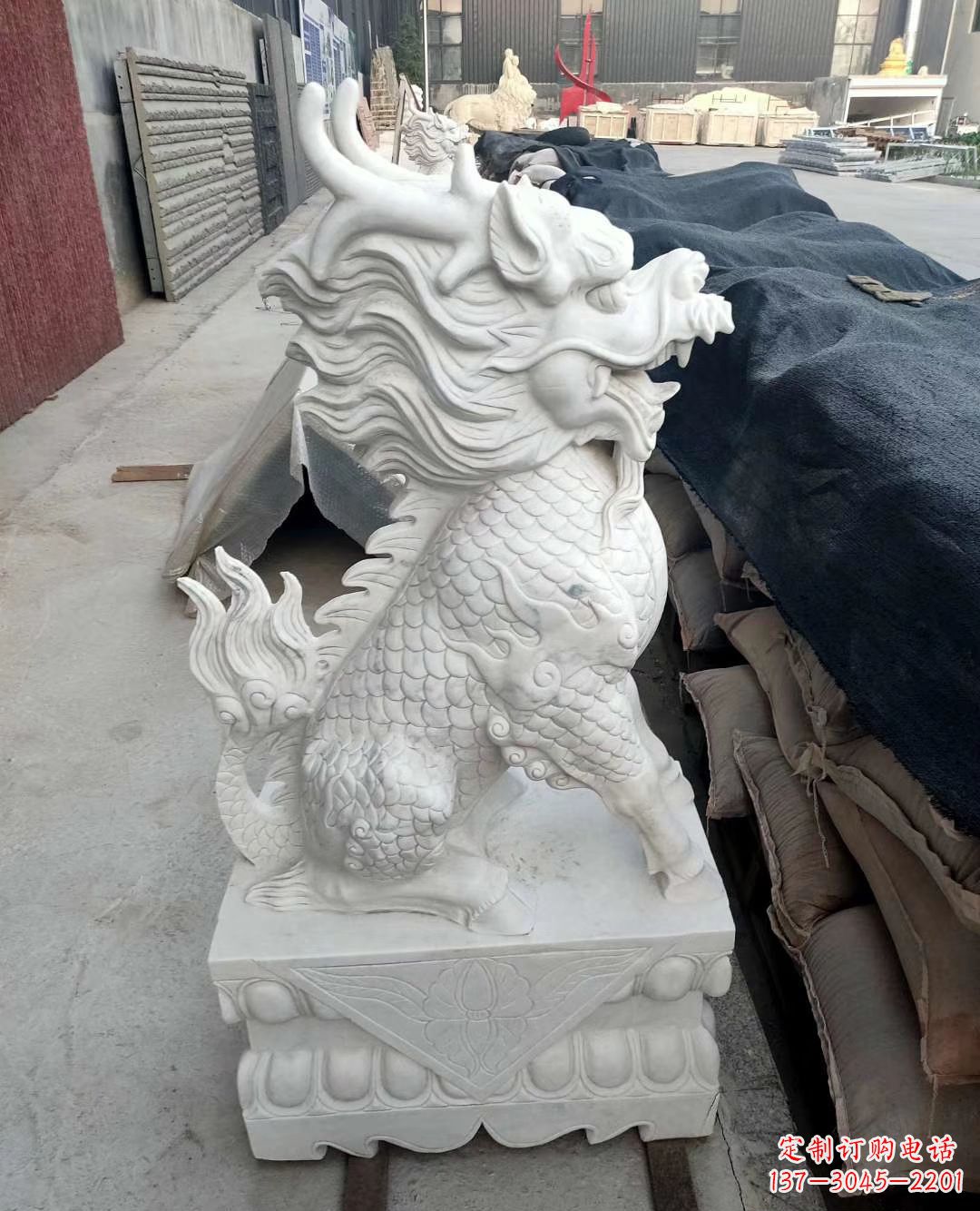 运城高雅古朴的汉白玉麒麟雕塑