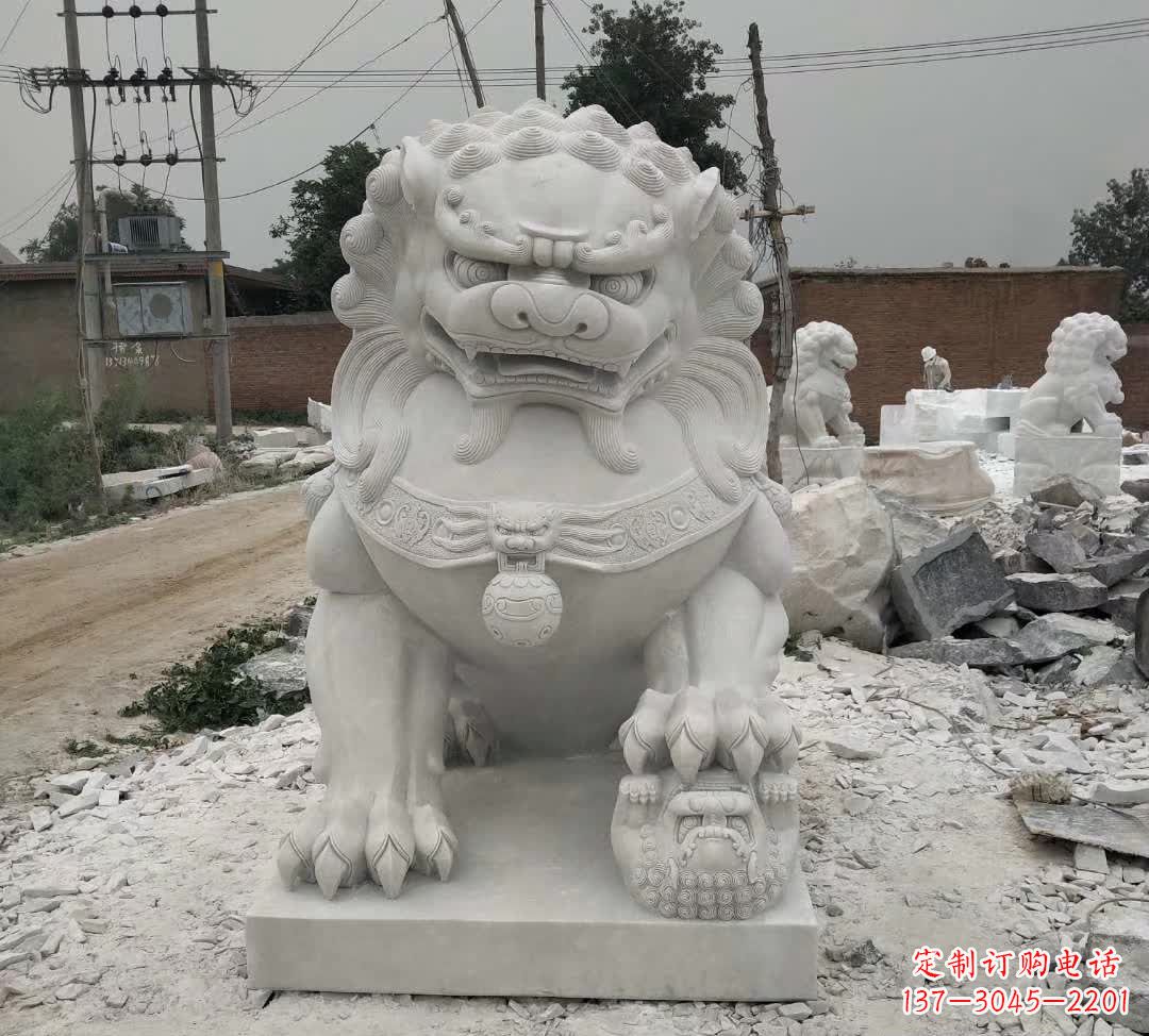 运城非凡威猛!来自中领雕塑的狮子踩球石雕