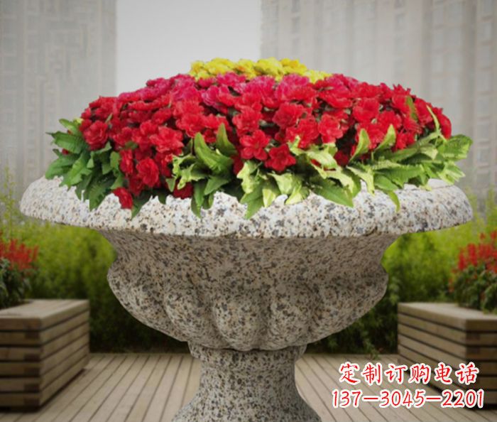 运城中领雕塑精美花岗岩花盆小区石雕