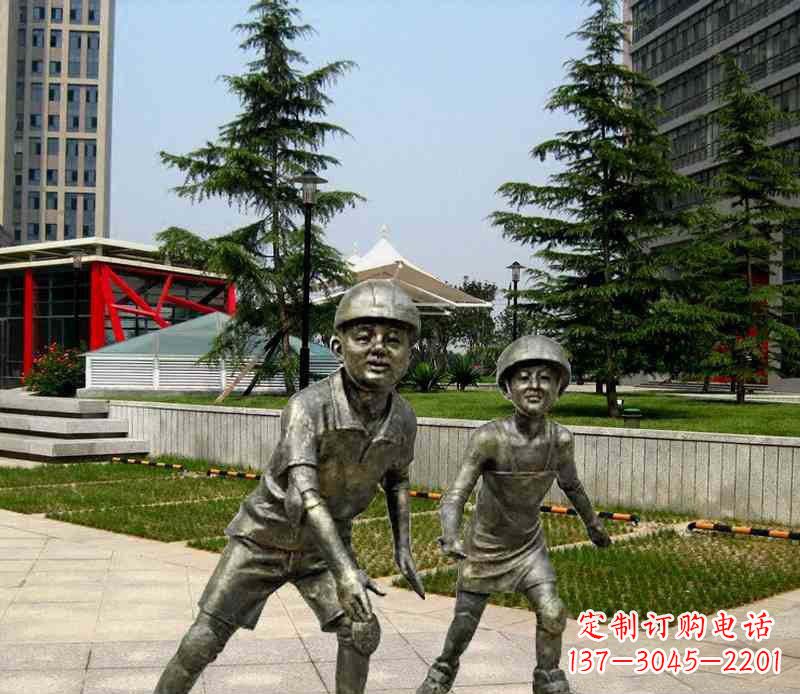 运城滑旱冰男孩铜雕,精细而引人入胜
