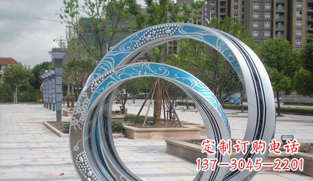 运城铸造精良的不锈钢圆环雕塑
