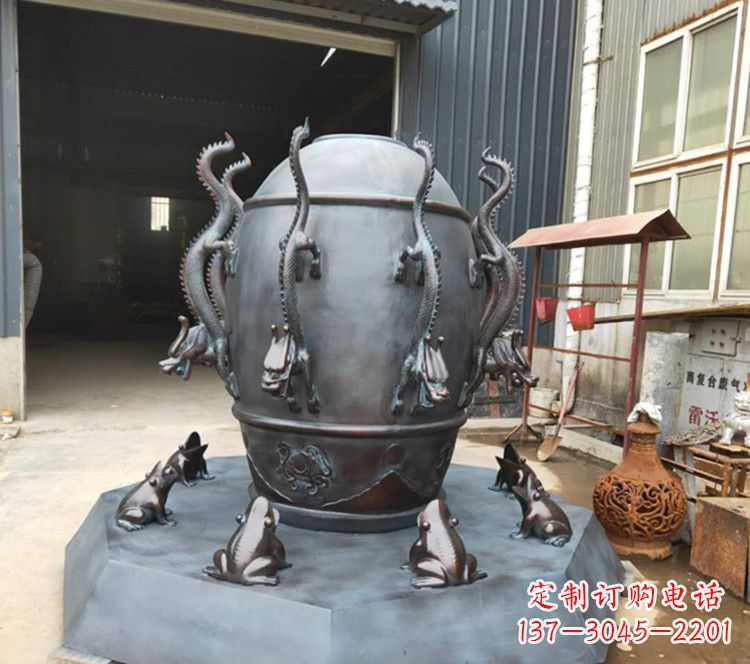 运城浑天仪玻璃钢仿铜雕塑,活跃校园景观