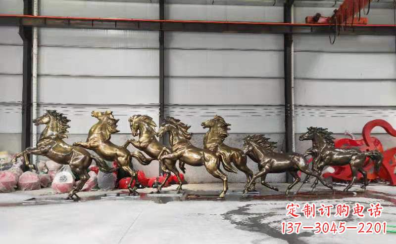 运城高贵雕塑,骏马奔腾玻璃钢动物雕塑户外摆件