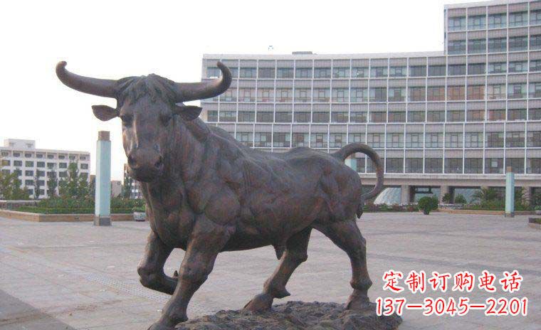 运城老牛动物广场铜雕,专业定制精美动物雕塑