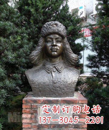 运城领雕塑:全国首创雷锋青铜胸像