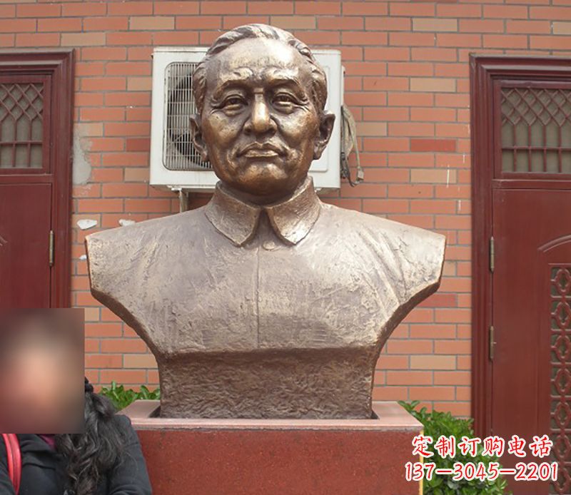 运城铜雕李四,与众不同的光头匠艺
