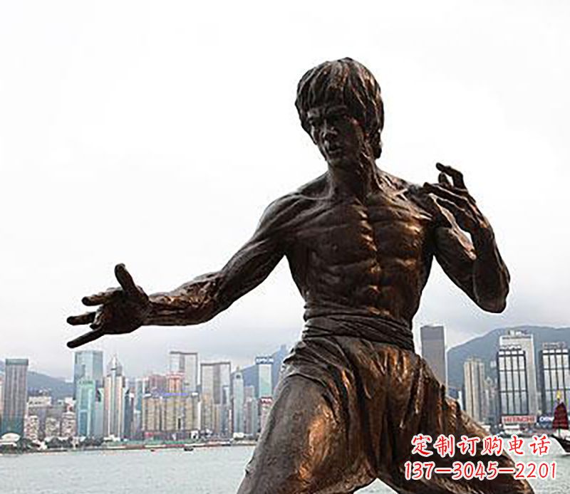 运城李小龙铜雕,为您展现明星的精彩!