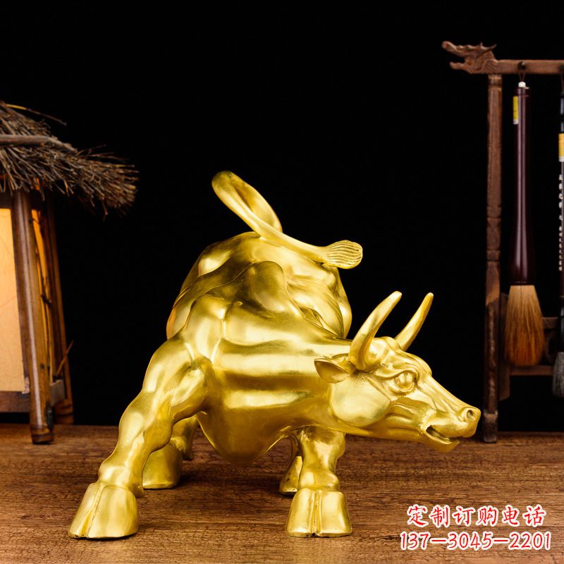 运城鎏金华尔街铜牛生肖动物雕塑