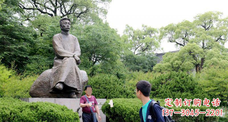 运城鲁迅铜雕,艺术品级的文化符号
