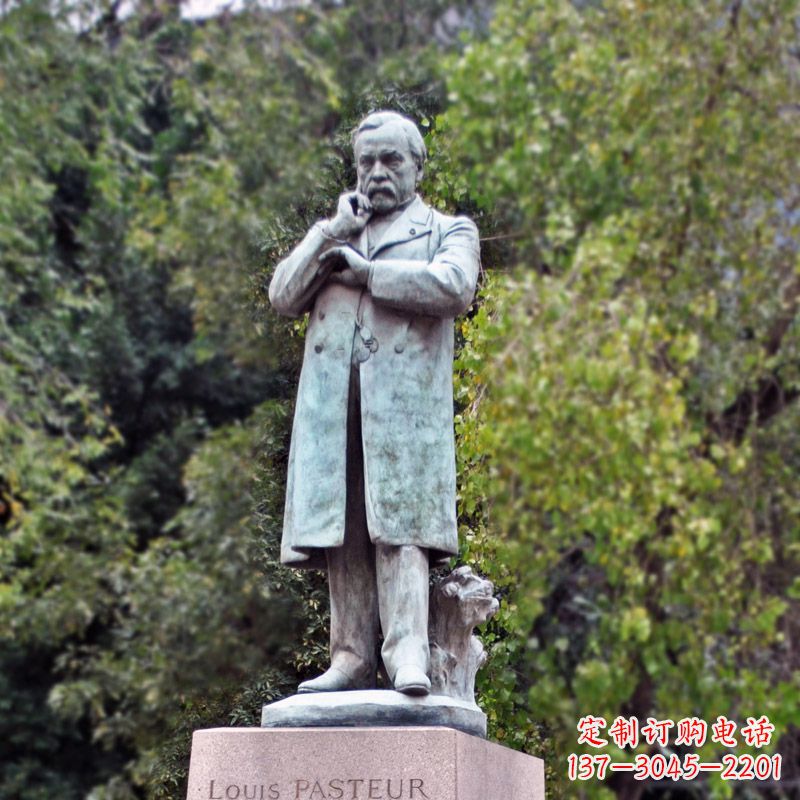 运城领雕塑-路易斯·巴斯德站姿雕像