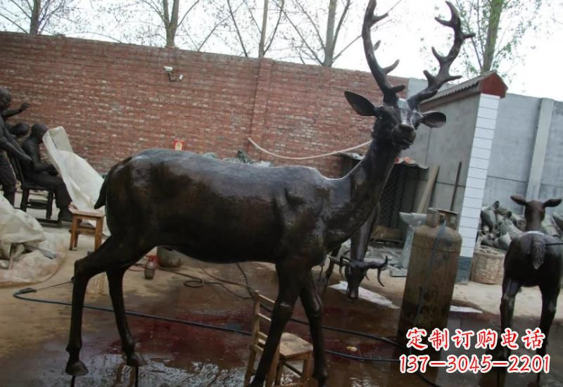 运城唯美的梅花鹿铜雕,让你的家中添彩更有情调