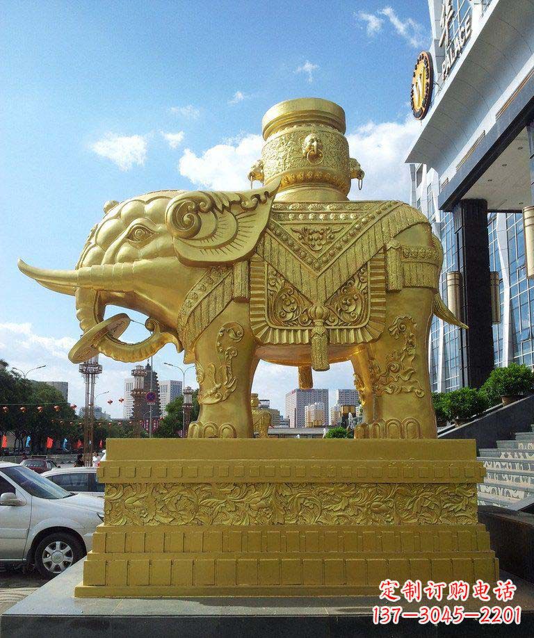 运城宝瓶大象铜雕——典雅高贵,美轮美奂