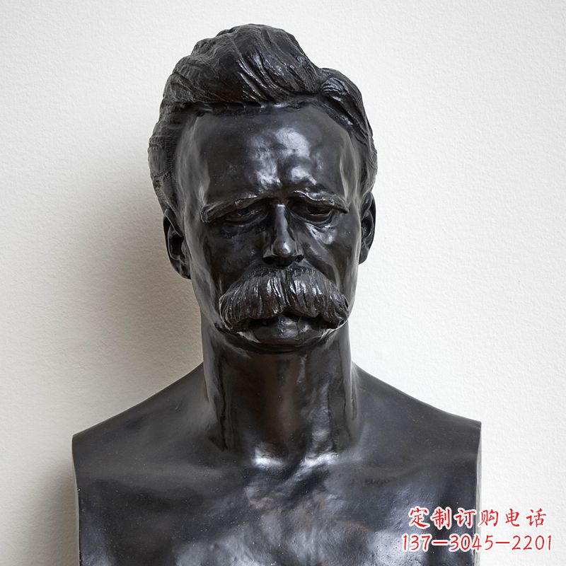 运城尼采石雕头像,独特而华丽