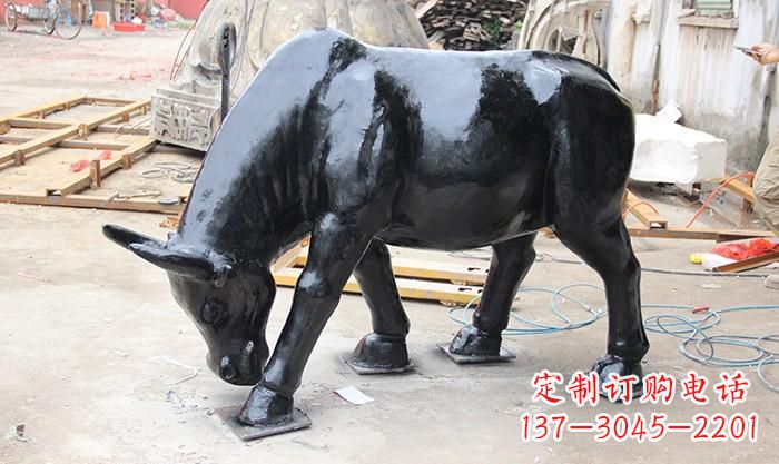 运城把传统牧场风情带回家,领雕塑的艺术牛雕塑等你来!
