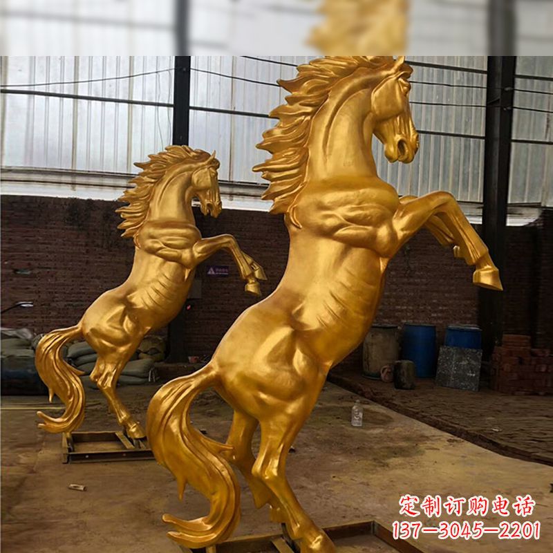 运城精美马雕塑,精锐漆金马儿