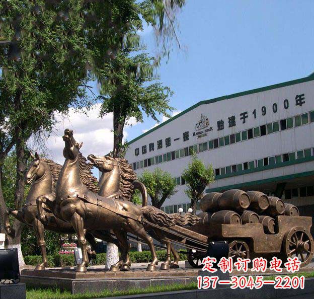 运城追求完美,华丽马车铜雕塑