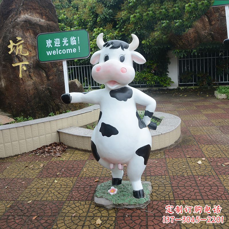 运城中领雕塑:生肖牛卡通雕塑
