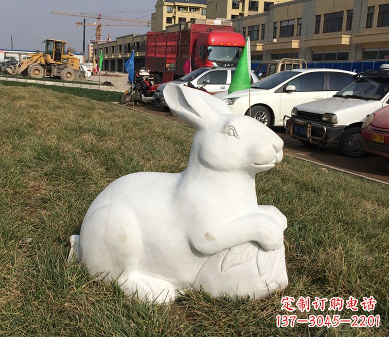 运城精美兔子石雕精品,点缀家居美景