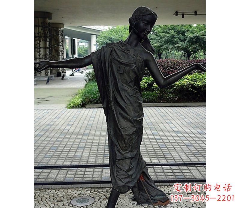 运城跳舞的女孩街边景观铜雕