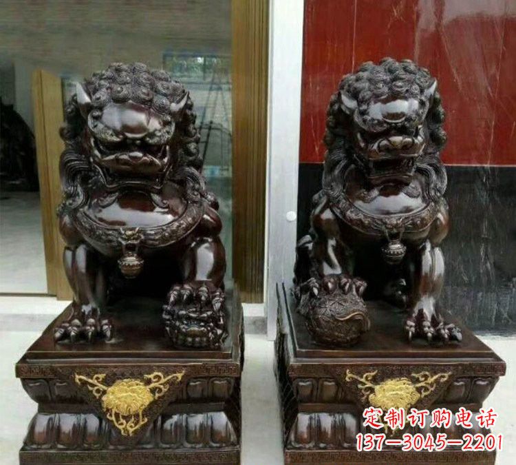 运城铜雕故宫狮子