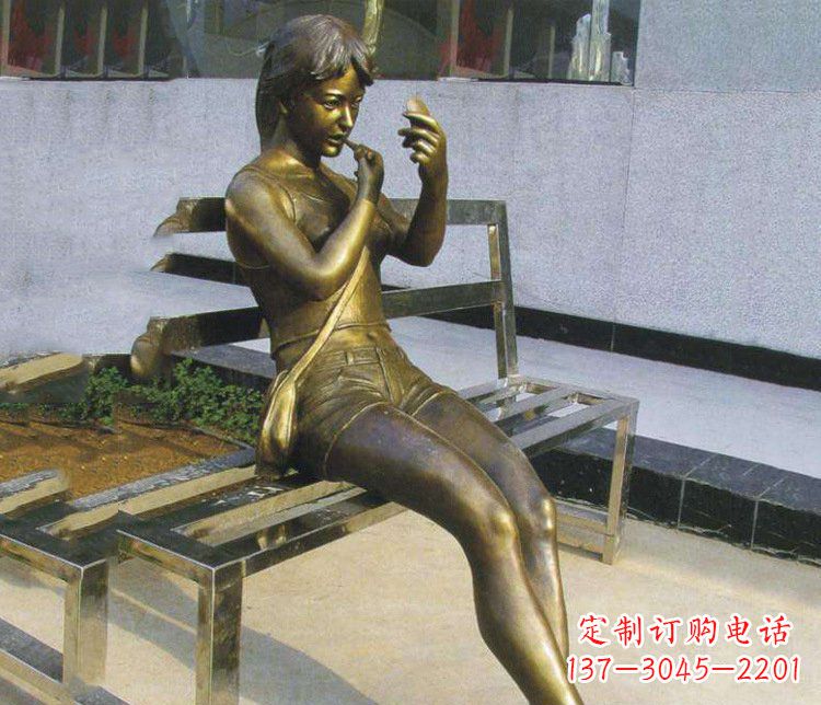 运城铜雕商业街化妆女孩人物雕塑