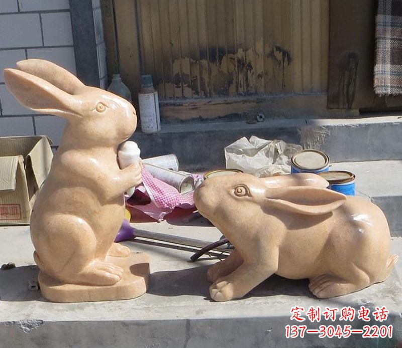 运城兔子石雕公园动物摆件