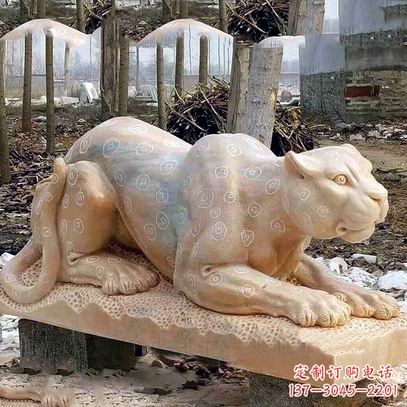 运城晚霞红金钱豹石雕-公园园林草坪动物雕塑