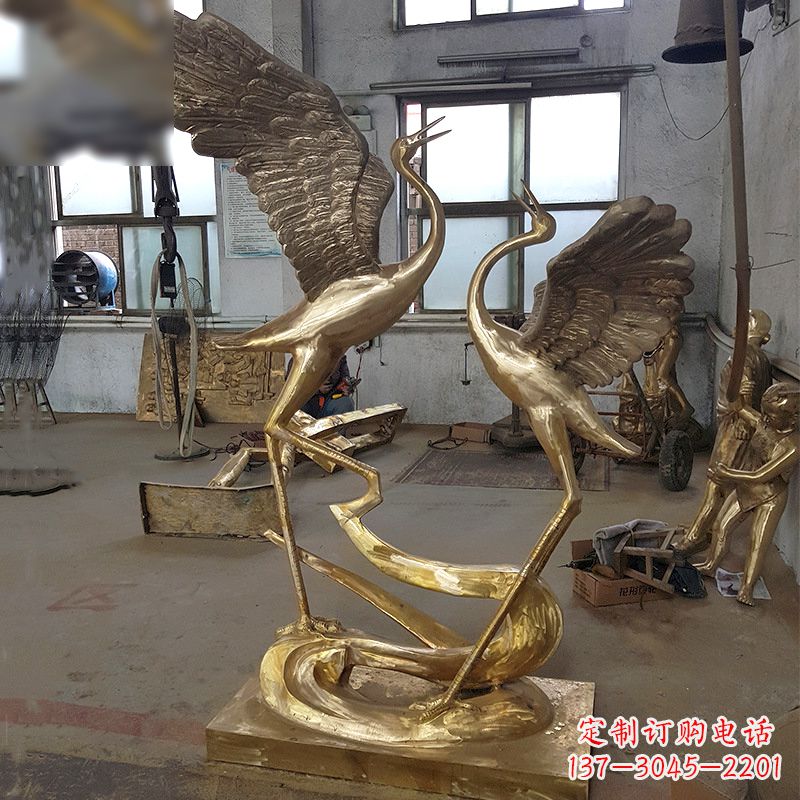 运城仙鹤铜雕景观