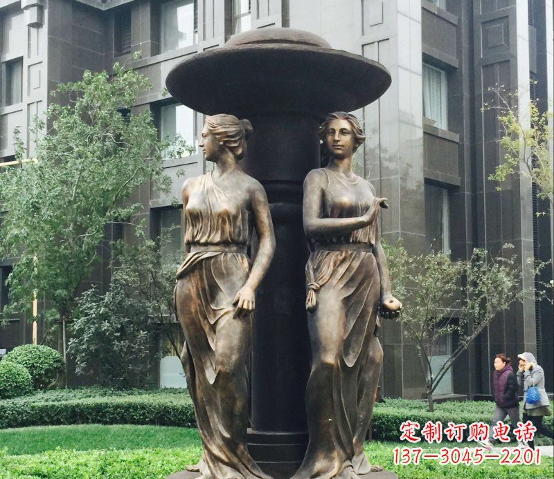 运城小区西方女人人物铜雕
