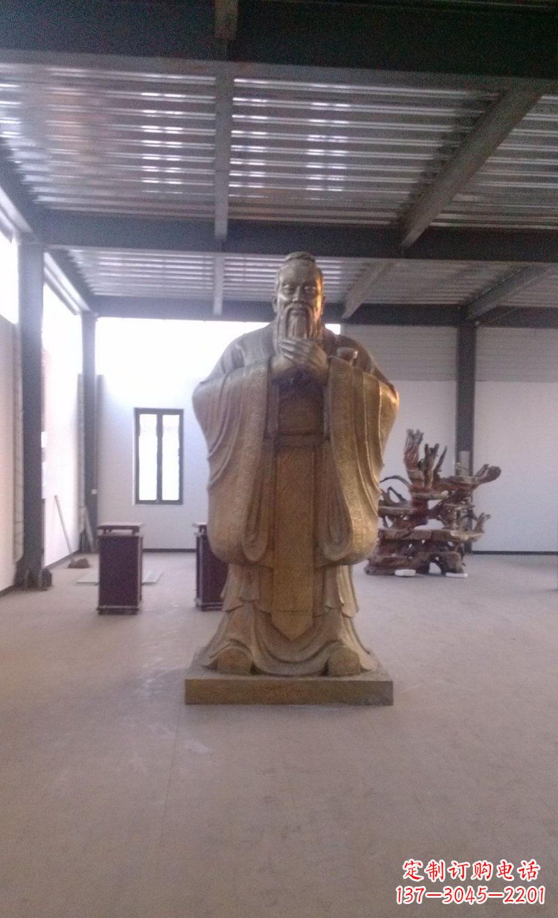 运城校园仿铜老子玻璃钢名人雕塑