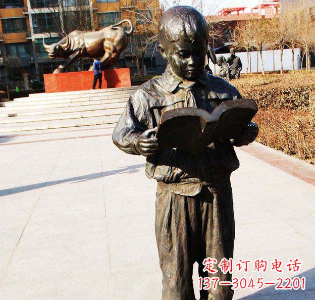 运城校园看书的小学生人物铜雕