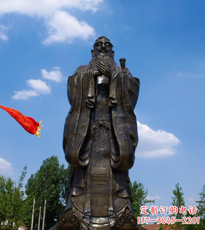 运城校园里的孔子雕像