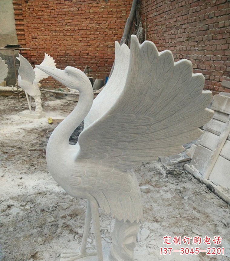 运城展翅丹顶鹤石雕