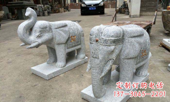 运城招财进宝芝麻灰大象石雕 (2)